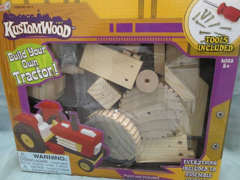 KustomWood Build Your own Tractor...