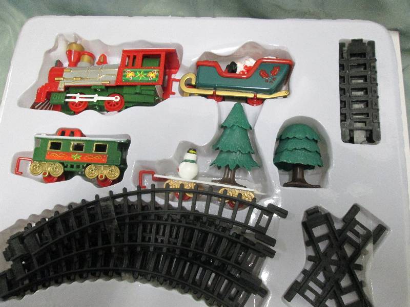 Music Holiday Train Set...