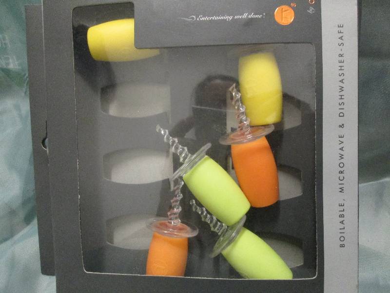 6 piece set corn cob holders...