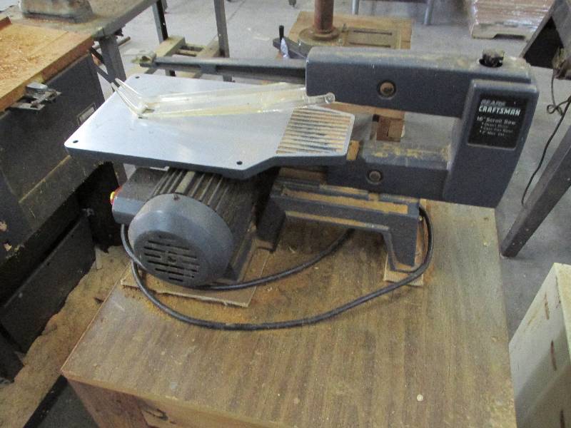 Craftsman 16 scroll saw on stand...