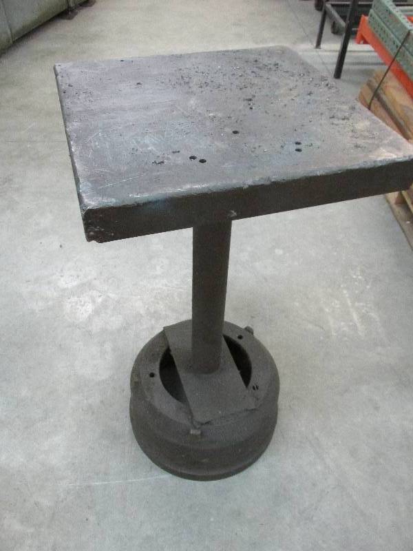 Machine stand, 18 x 18 top...