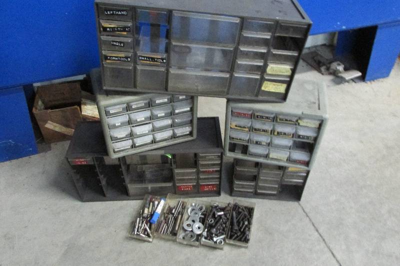 Lot of parts bins, most are empty e...