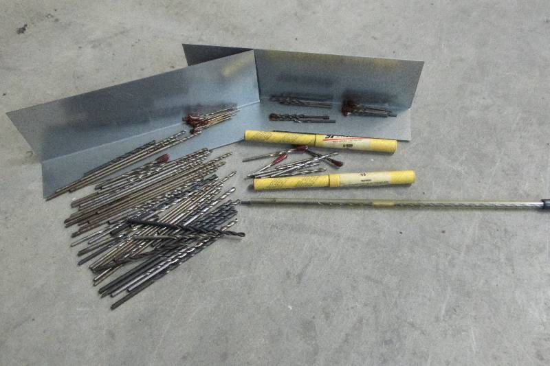 Drill bits, 564  764  18  964  ...