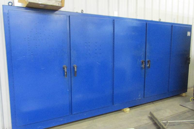 Large 5 door locking metal tool cab...