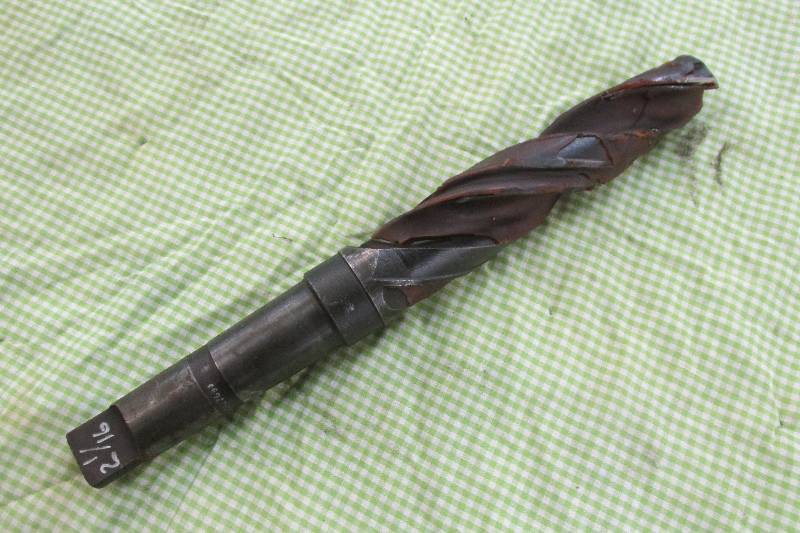 Brand new taper shank drill bit, 2 ...
