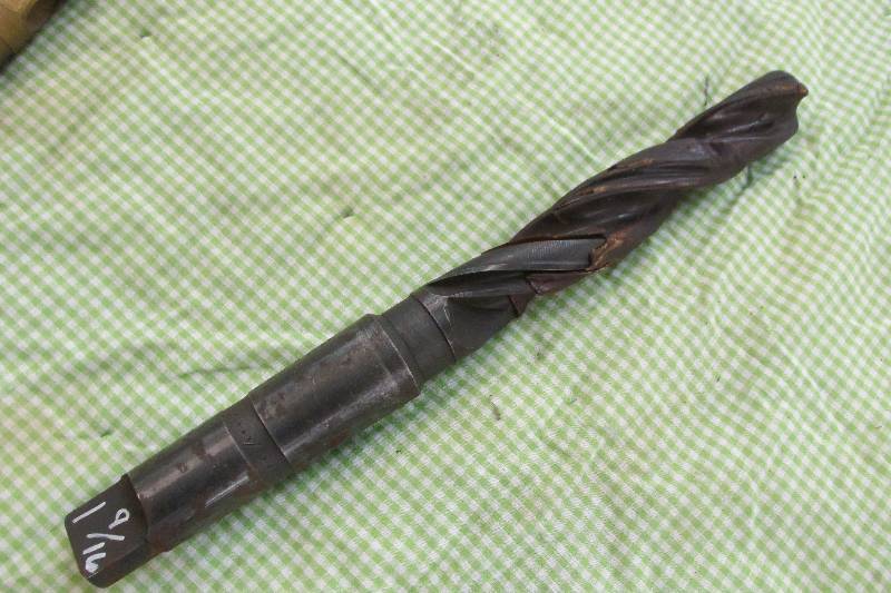 Brand new taper shank drill bit, 1 ...