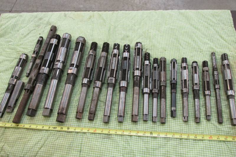 Lot of expansion reamers...