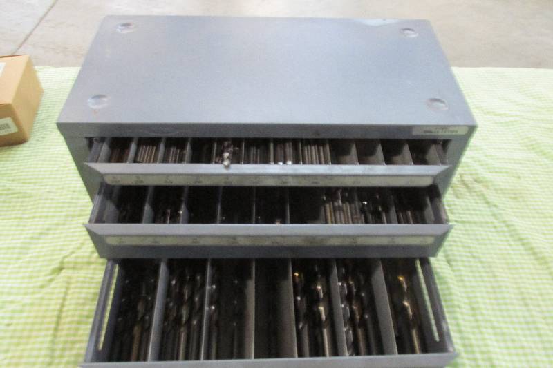 Box of drill bits, see all photos...