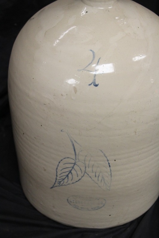 Red Wing 4 Gallon Beehive Jug