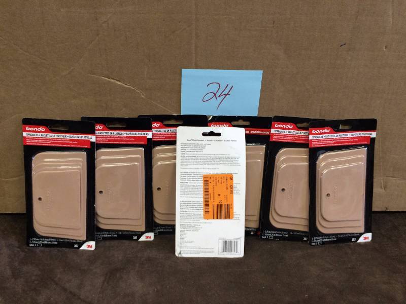 Lot of 7 Bondo Spreaders New