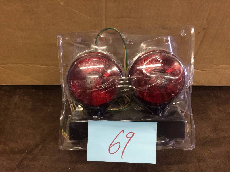 RedRed Magnetic Base Tow Light New open Pkg