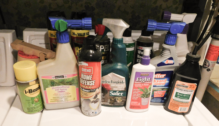 lot 16 image: large lot of garden and insect chemicals please see photos