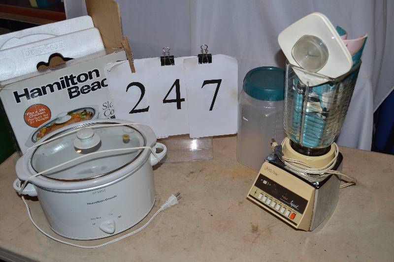 lot 247 image: Crock Pot, and Blender