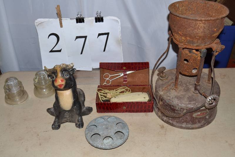 lot 277 image: Misc items