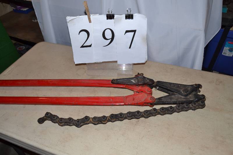 lot 297 image: Pipe Cutter