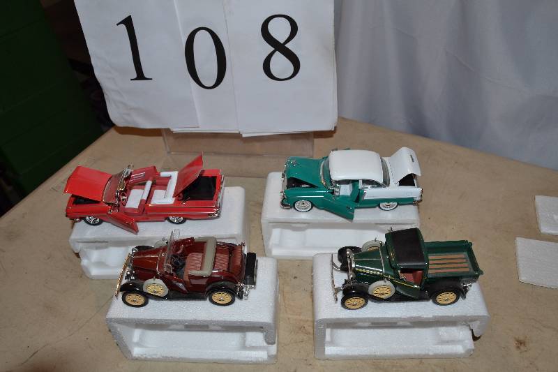 lot 108 image: Die Cast Model Cars
