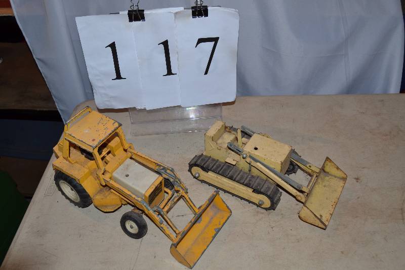 lot 117 image: Vintage Dozers