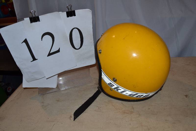 lot 120 image: Ski Doo helmet