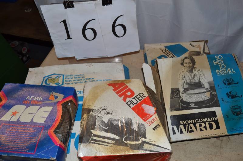 lot 166 image: Air Filters