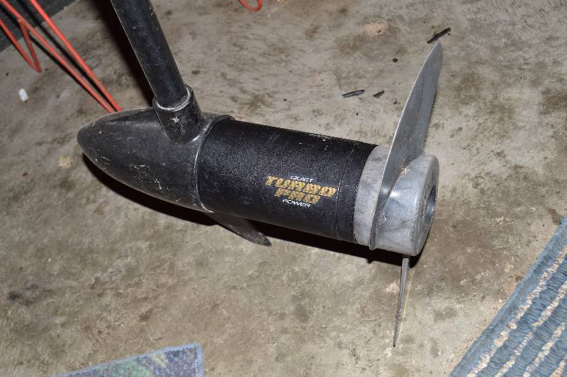 lot 6 image: Boat Motor