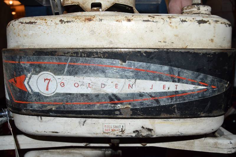 lot 9 image: Boat Motor