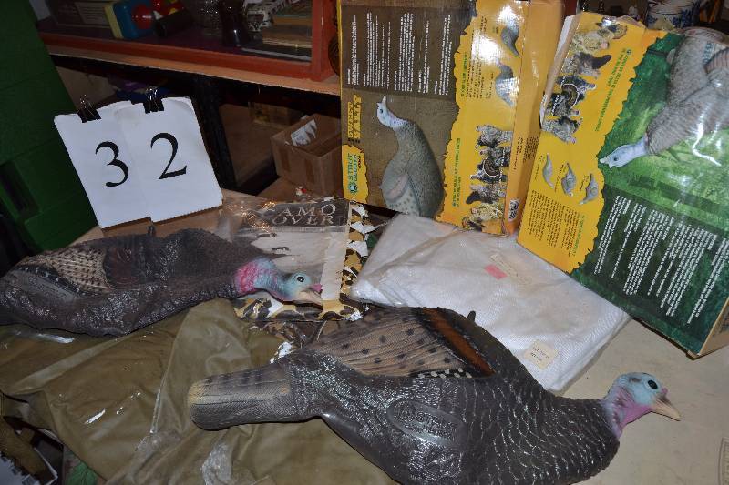 lot 32 image: Hunting