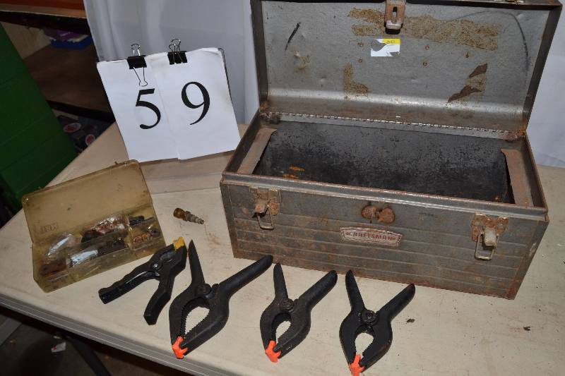 lot 59 image: Craftsman Metal Box