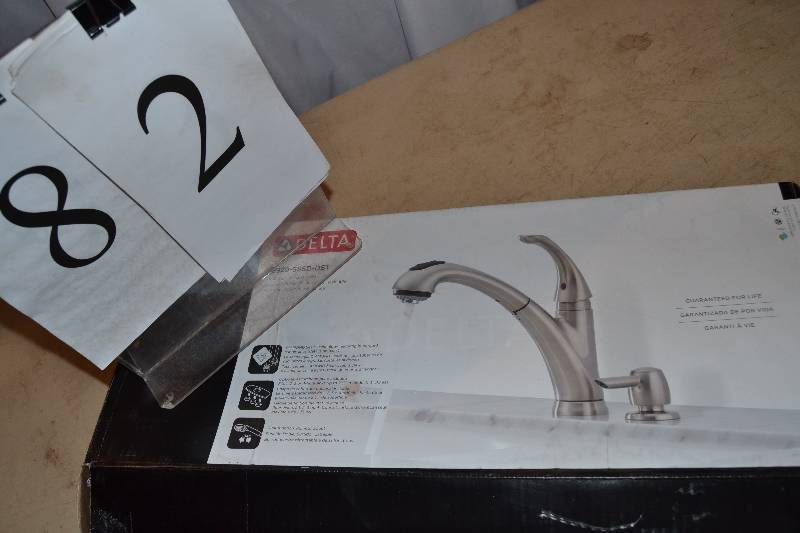 lot 82 image: Delta Kitchen faucets