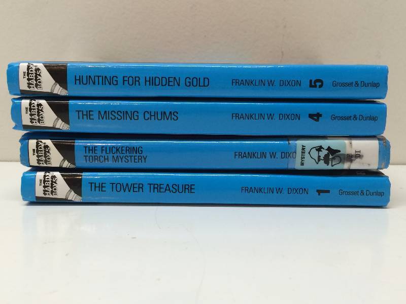 lot 37 image: Narnia, Hardy Boys, Alice and Wizard of OZ