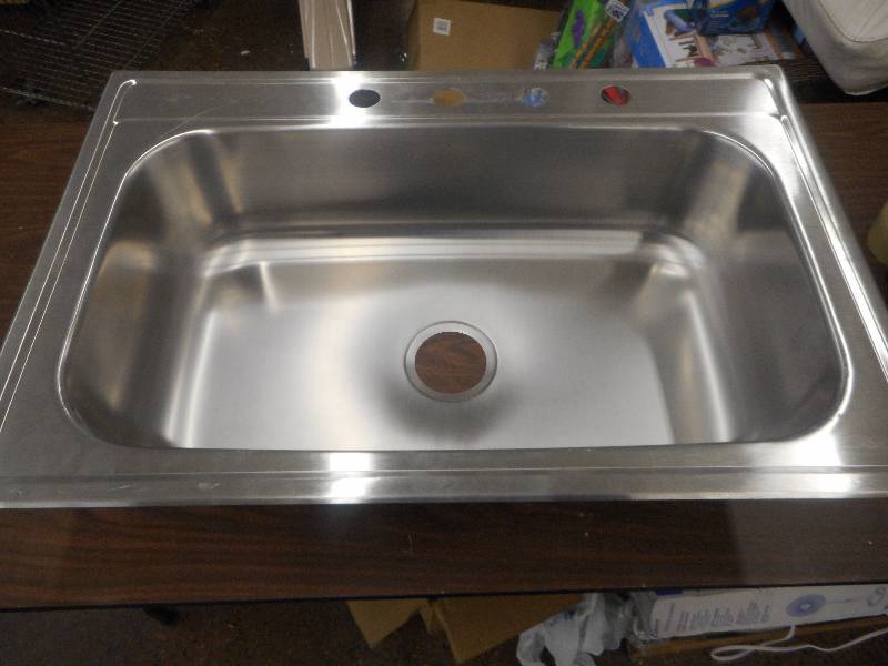 NEW - Signature Top Mount Stainless Steel 33 in. 4-Hole Single Bowl Kitchen Sink