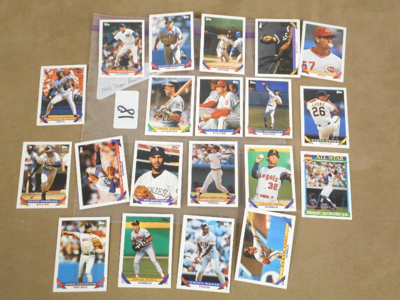 1993 Topps Baseball Cards, (Quantit...