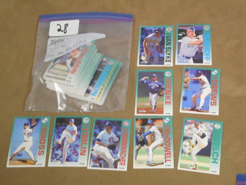 1992 Fleer Baseball Cards, (Quantit...