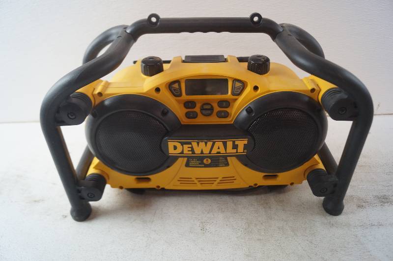 DeWalt Jobsite Radio