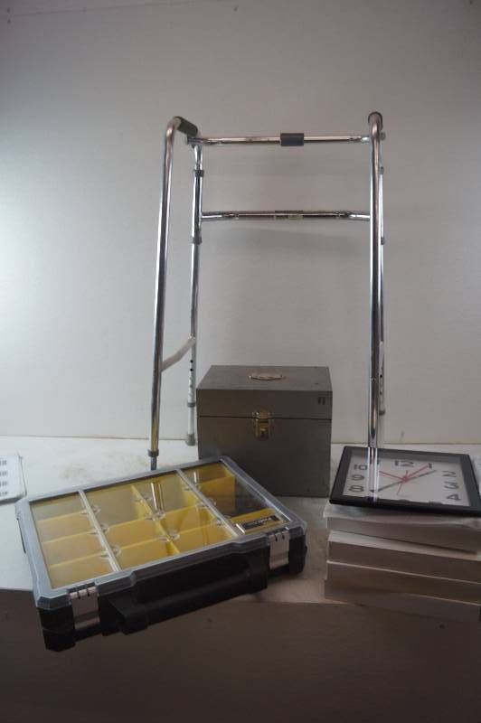 Wall ClocksStorage Cases