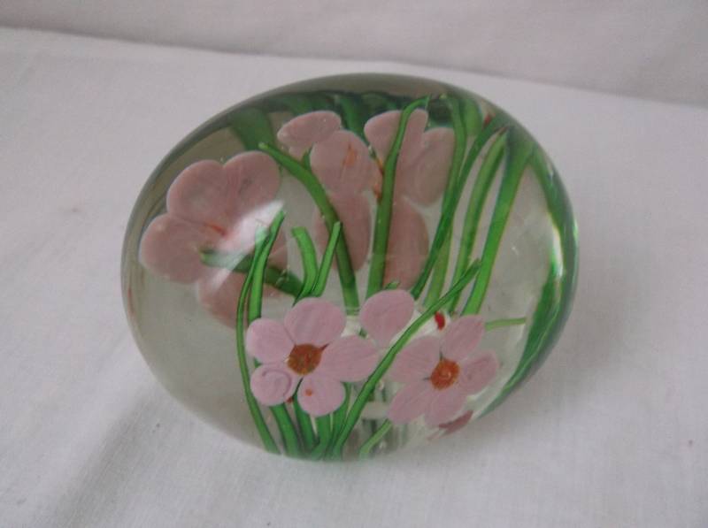 Paperweight