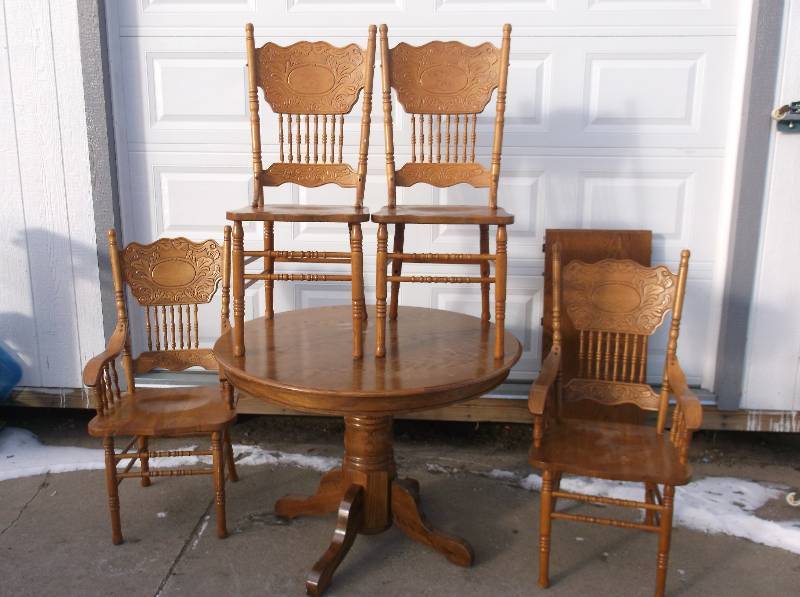 Dinning Table