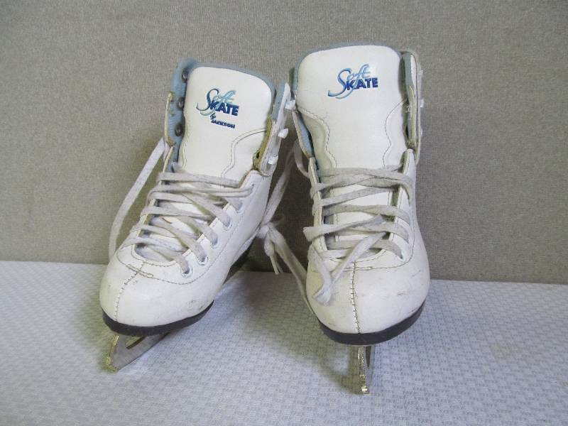 skates