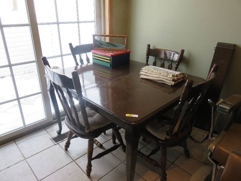 Kitchen Table and 4 chairs