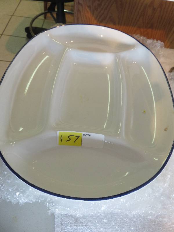 Serving trays